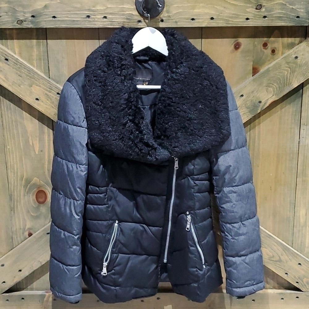 BLACK GRAY PUFFER WITH FAUX FUR COLLAR SIZE SMALL